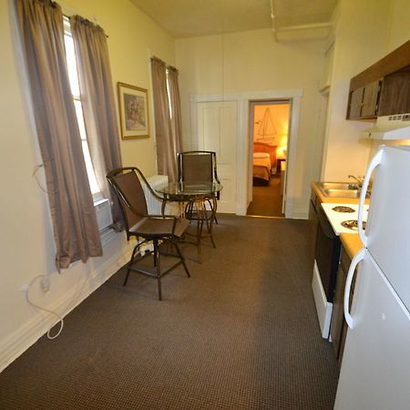 Perfect Stay Inn & Suites Blair Eksteriør billede
