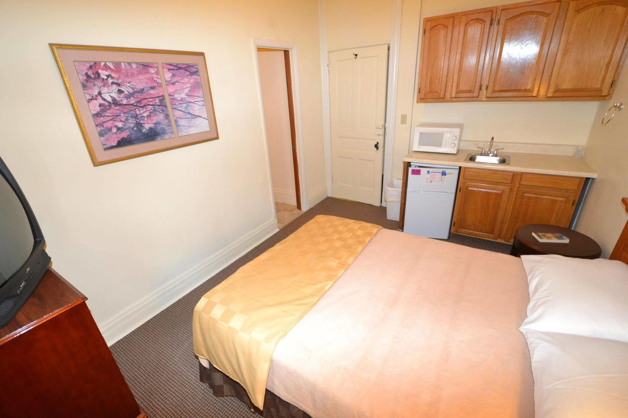Perfect Stay Inn & Suites Blair Eksteriør billede