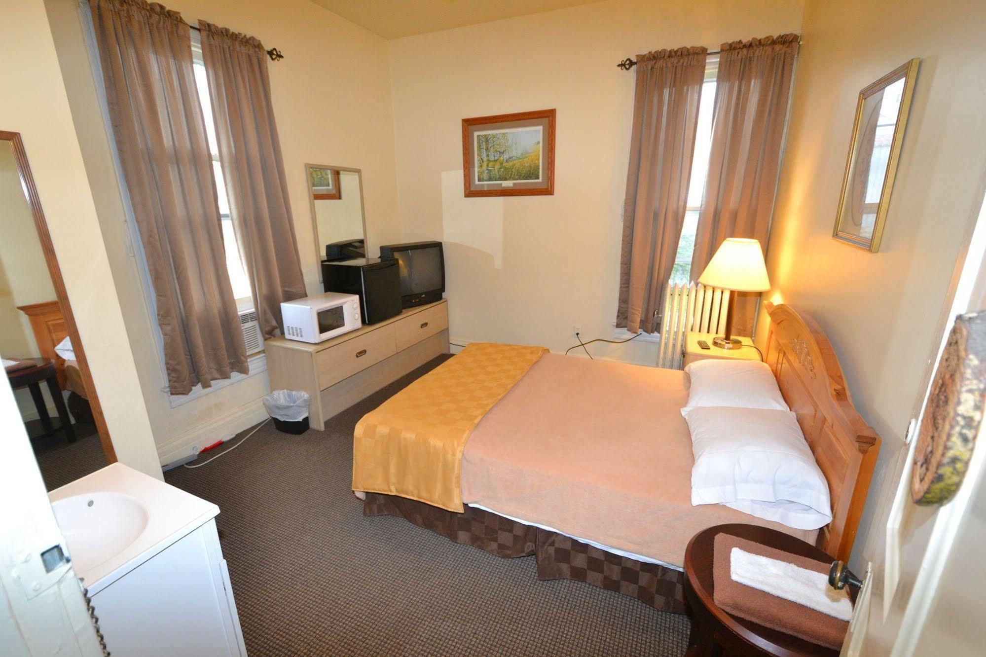 Perfect Stay Inn & Suites Blair Eksteriør billede